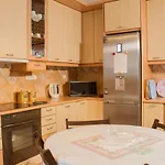 Holiday home Zara'shomemeteora-the House Of The Rising Sun!